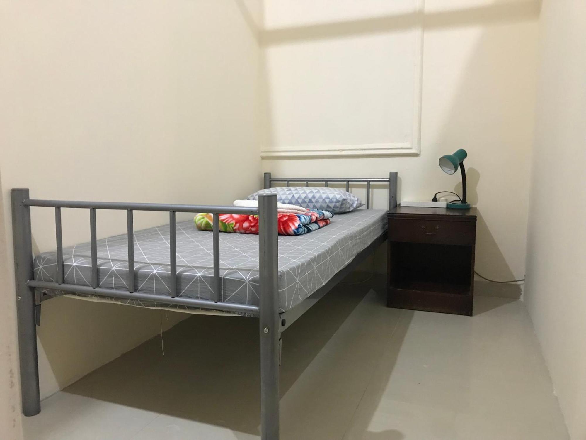 Backpacker'S Bed - No Parking Space Abú Dhabí Exteriér fotografie